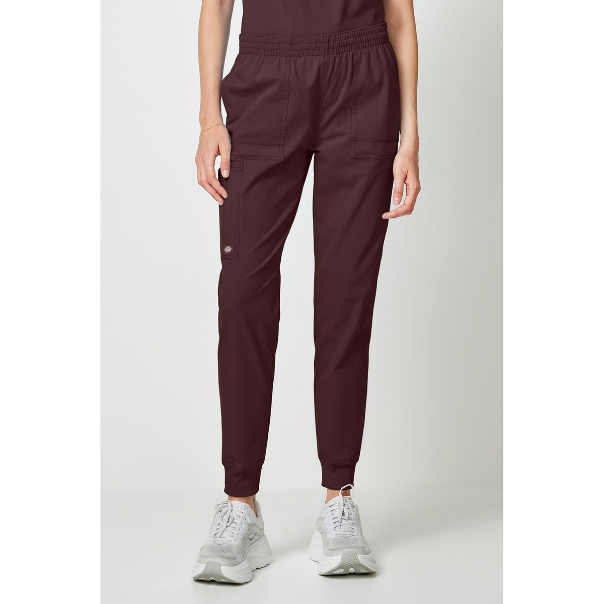 Women's Forge Mid Rise Cargo Scrub Jogger